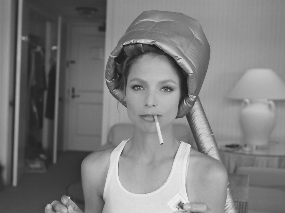 Kelly Lee Curtis Death: Jamie Lee Curtis Announces Sister's Death At 69